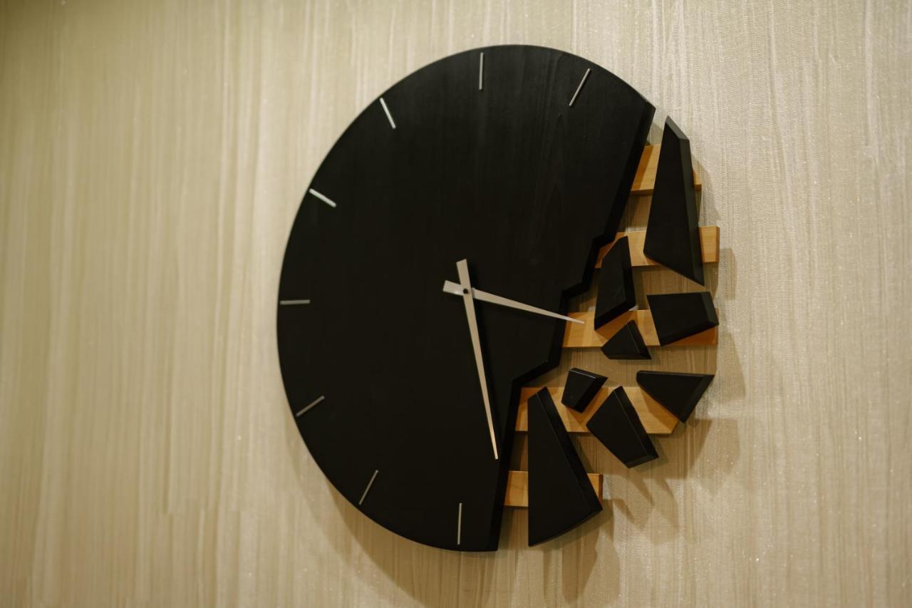 Ferienwohnung 5 Seconds Away From The Main Street, Free Secured Parking Sofia Exterior foto