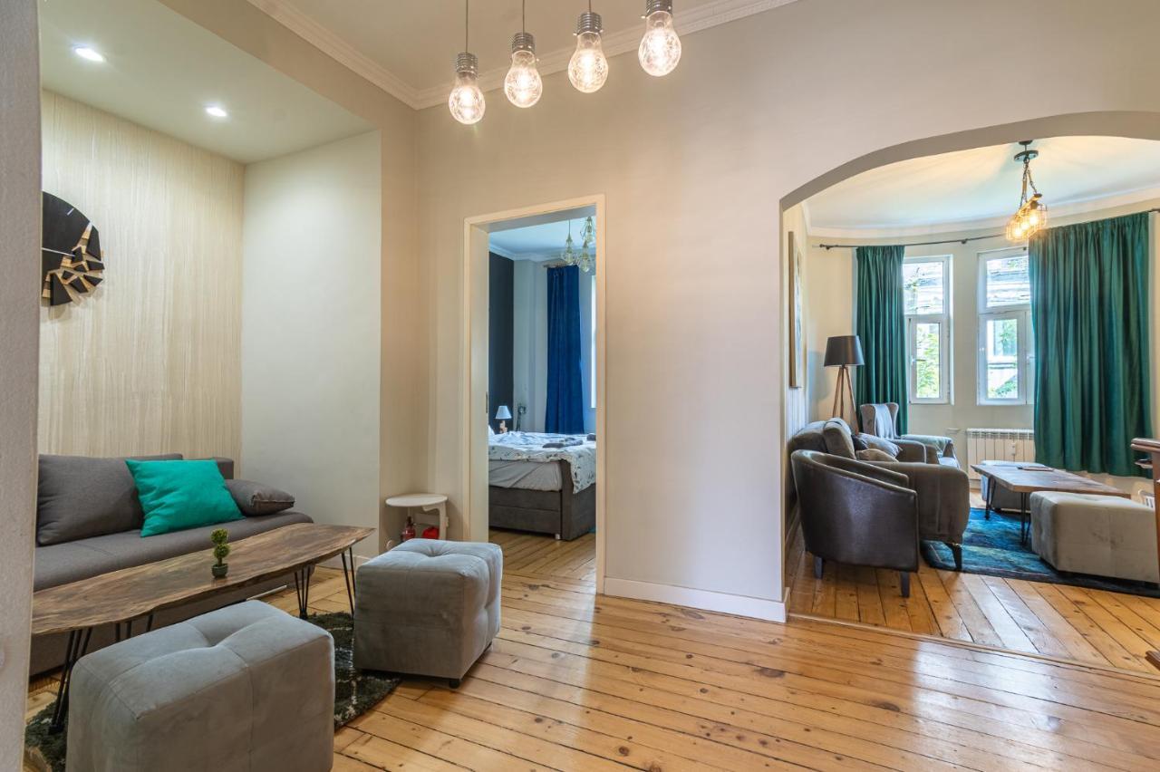 Ferienwohnung 5 Seconds Away From The Main Street, Free Secured Parking Sofia Exterior foto