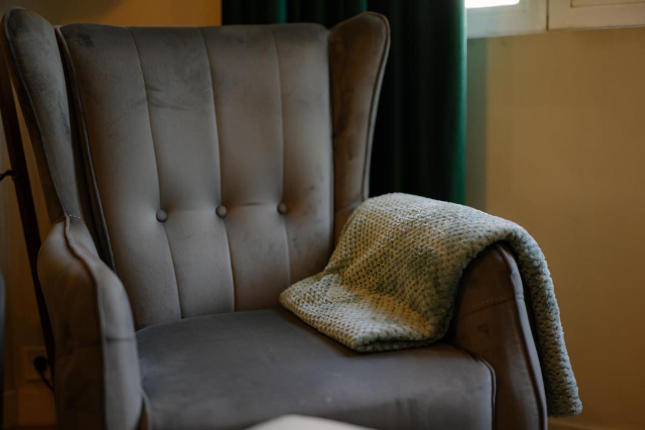 Ferienwohnung 5 Seconds Away From The Main Street, Free Secured Parking Sofia Exterior foto